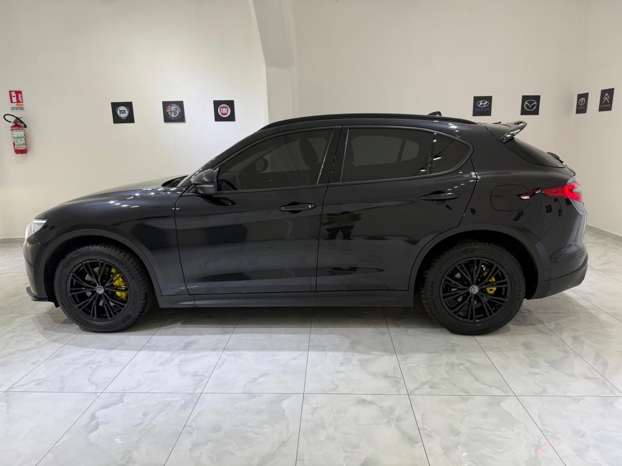ALFA ROMEO STELVIO 190CV Q4 TOTAL BLACK