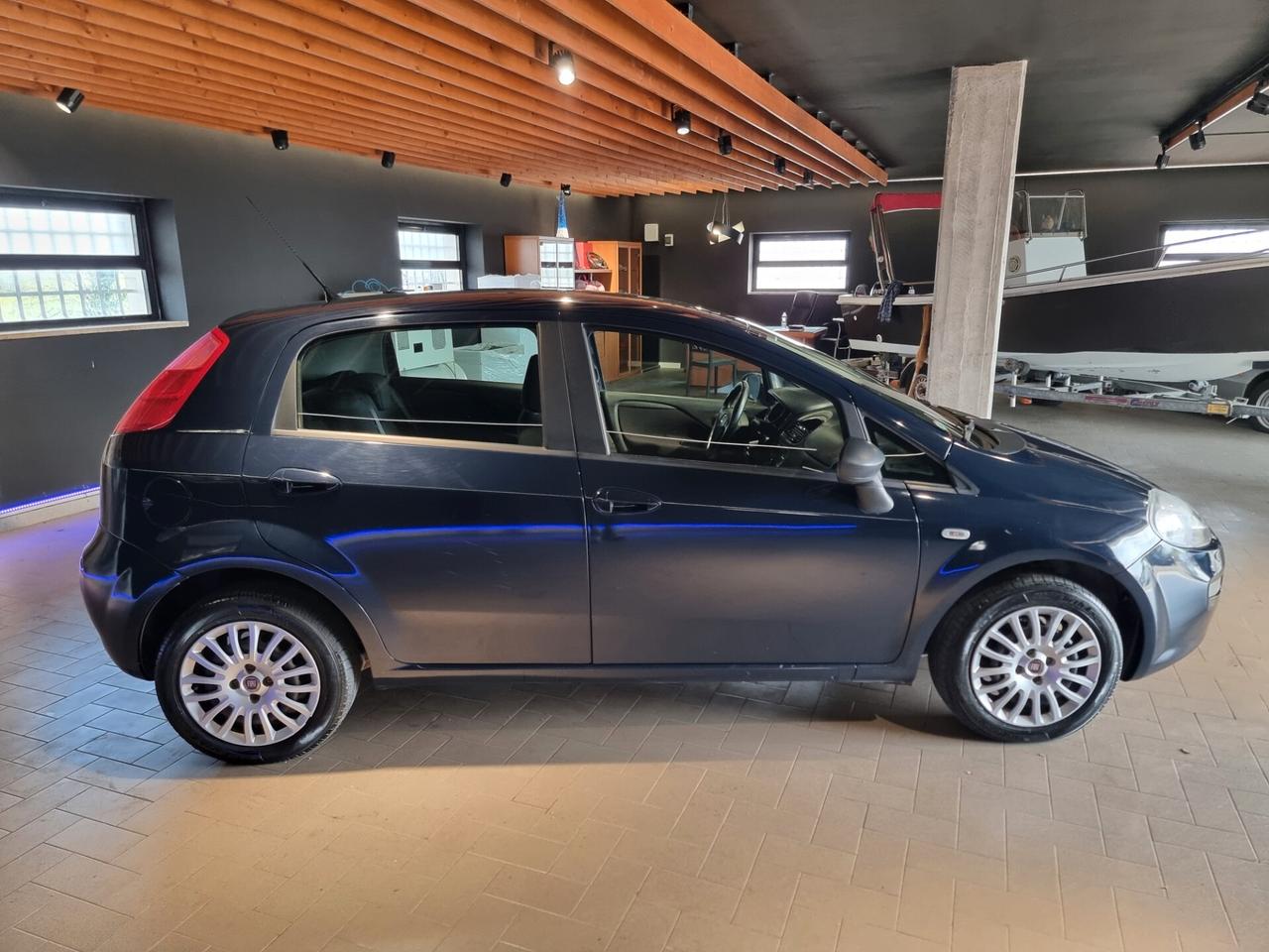 Fiat Punto 1.2 GPL Street