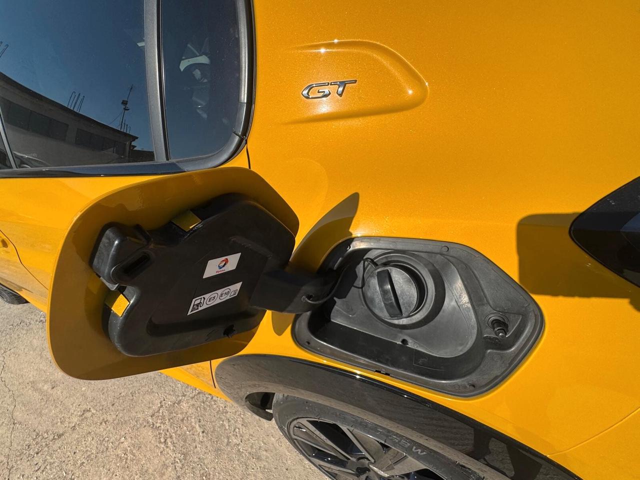 Peugeot 208 PureTech 130 Stop&Start EAT8 5 porte GT