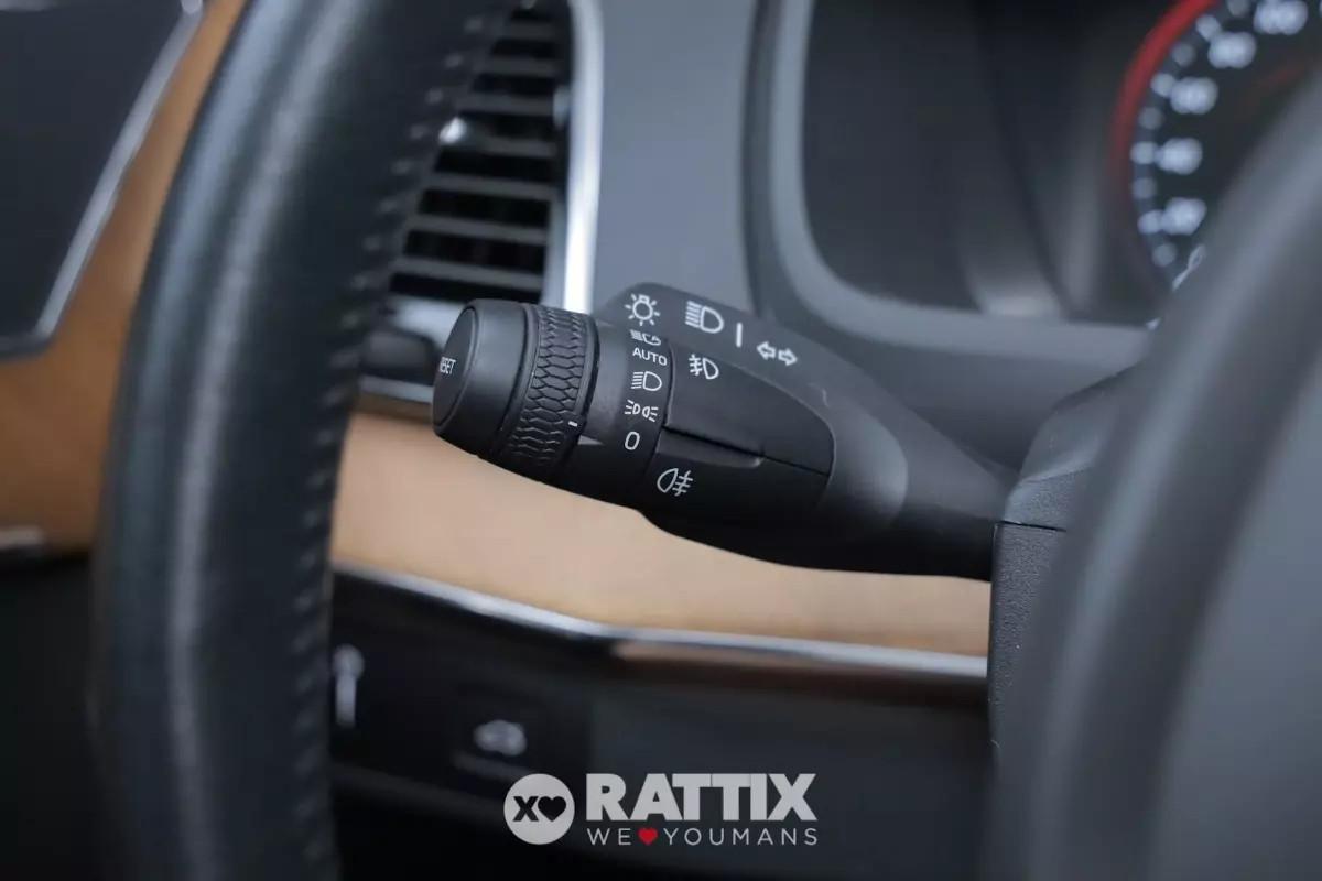 Volvo XC90 2.0 B5 Hybrid Inscription Geartronic AWD 7p.ti