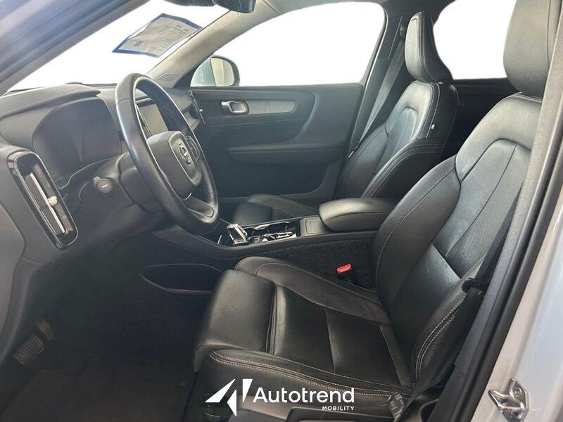 Volvo XC40 D3 150 CV AWD Automatica NAVI LED Inscription N1 Autocarro