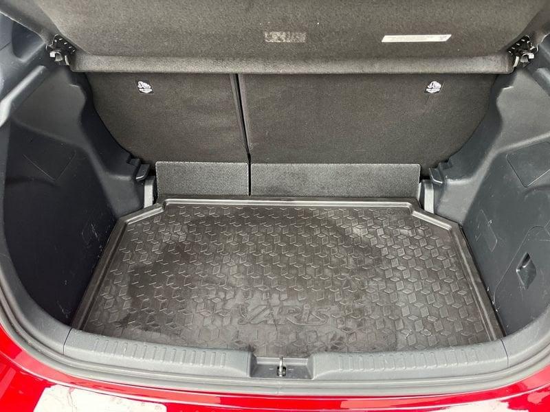 Toyota Yaris Yaris 1.5h Style