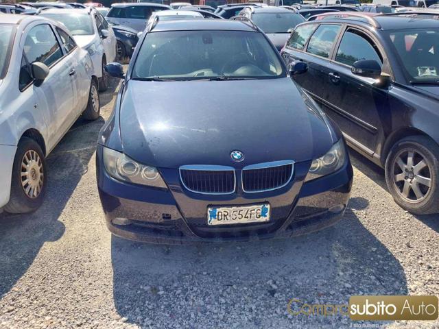 BMW 320 d Automatica Navi Touring MSport