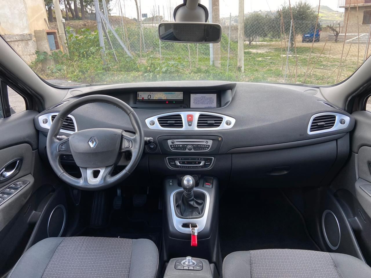 Renault Scenic Scénic X-Mod 1.5 dCi 110CV Luxe