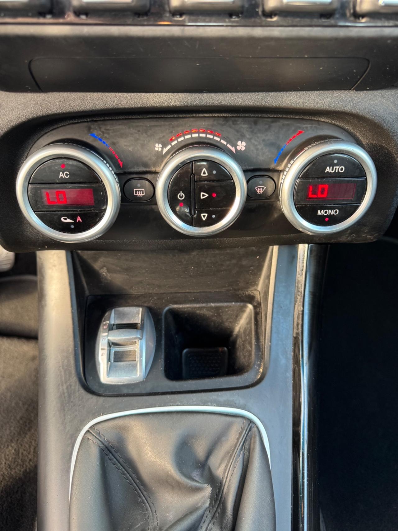 Alfa Romeo Giulietta 1.6 multijet INTERNI IN PELLE