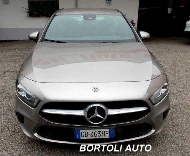 MERCEDES-BENZ A 180 d 38.000 KM AUTOMATICA BUSINESS EXTRA FULL