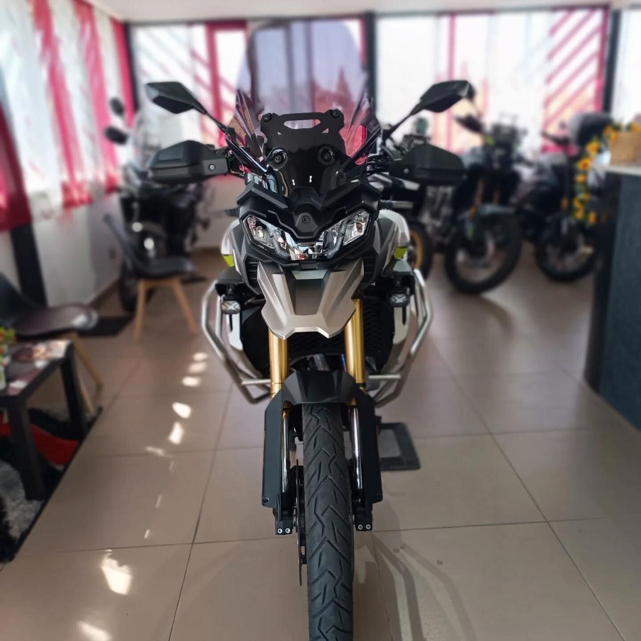 Voge Valico 900 DSX LIME AFF AREE!!