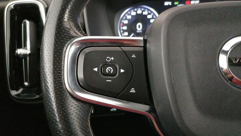 Volvo XC40 2.0 d4 R-design awd geartronic
