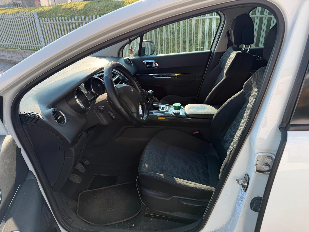 Peugeot 3008 1.6 HDi 110CV Tecno