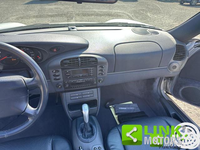 PORSCHE 996 Cabrio con Hard Top