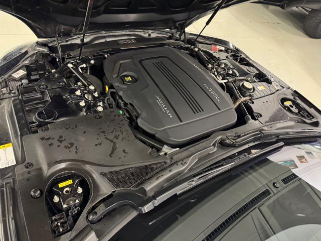 JAGUAR F-Type 2.0 aut. Coupé R-Dynamic 300CV KM. 43.200