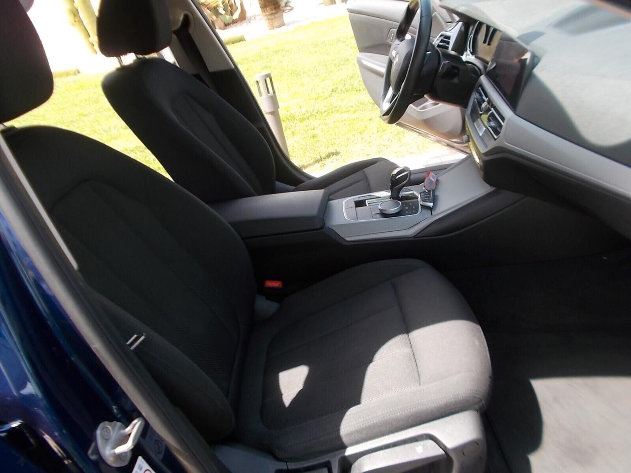 Bmw 318d Touring 150cv Aut. *FULL OPT.* da VETRINA