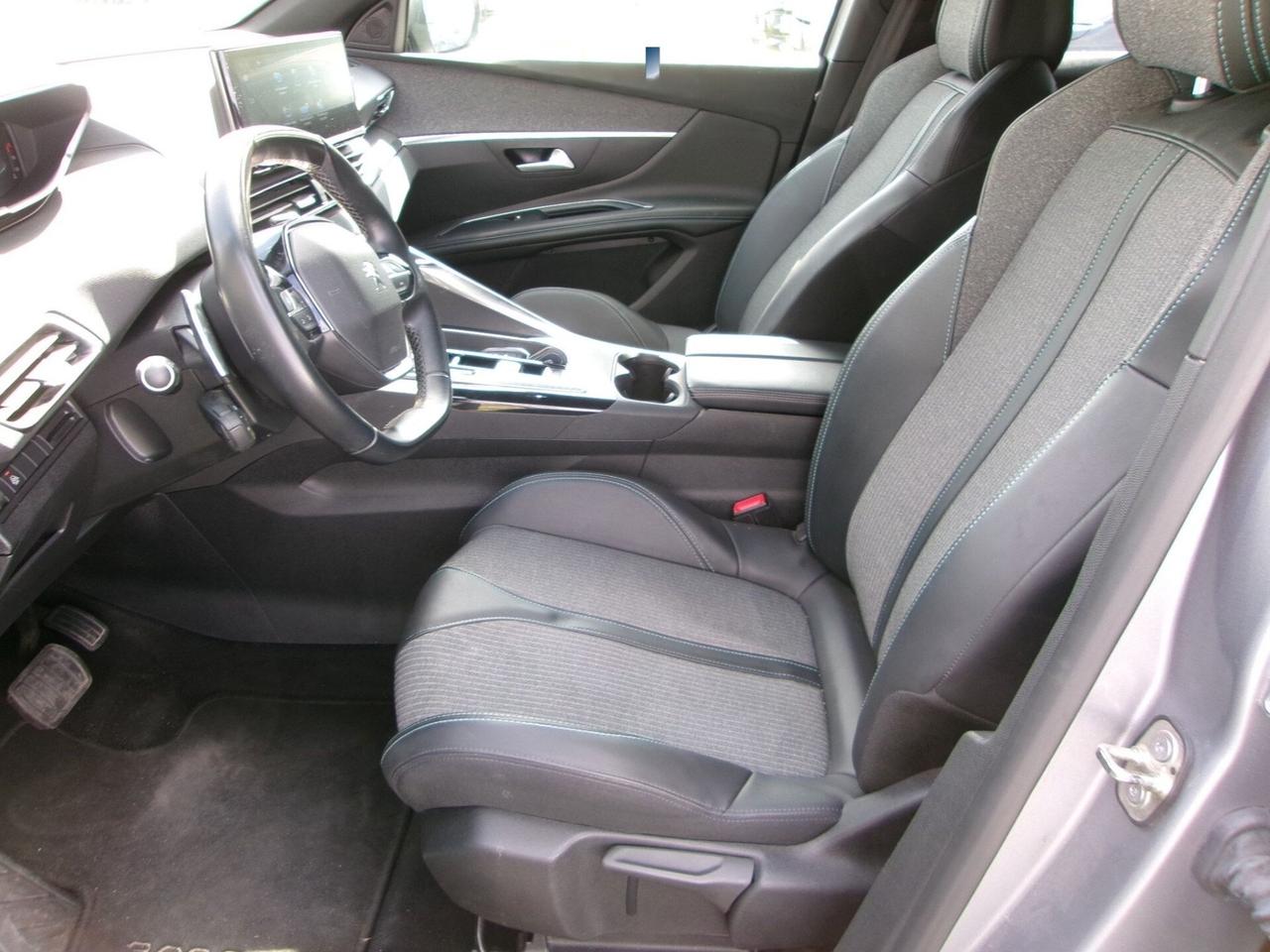 Peugeot 3008 1.5 BLUEHDI 130CV EAT8 SeS ALLURE PACK ( FARI LED - PDC NAVI MIRROR TELECAMERA POST. )