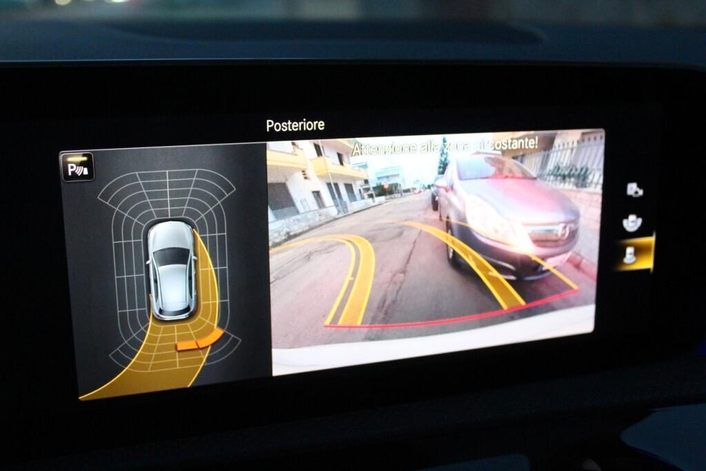 MERCEDES Classe A 200 d Aut. Sport *Luci Ambiente