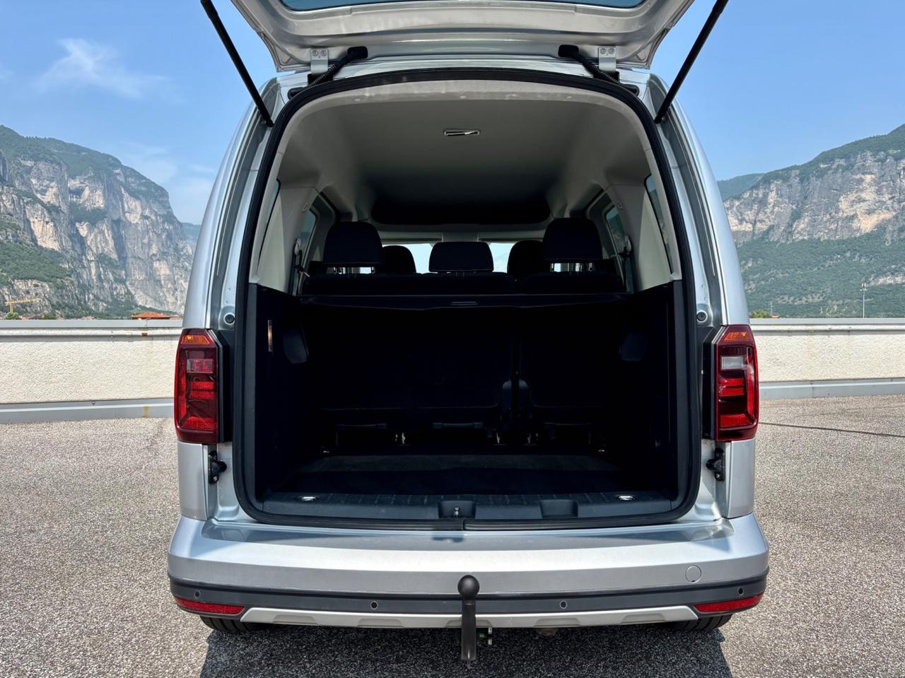 Volkswagen Caddy 2.0 TDI 102 CV Alltrack "NAVI ACC Gancio" IVA COMPRESA"