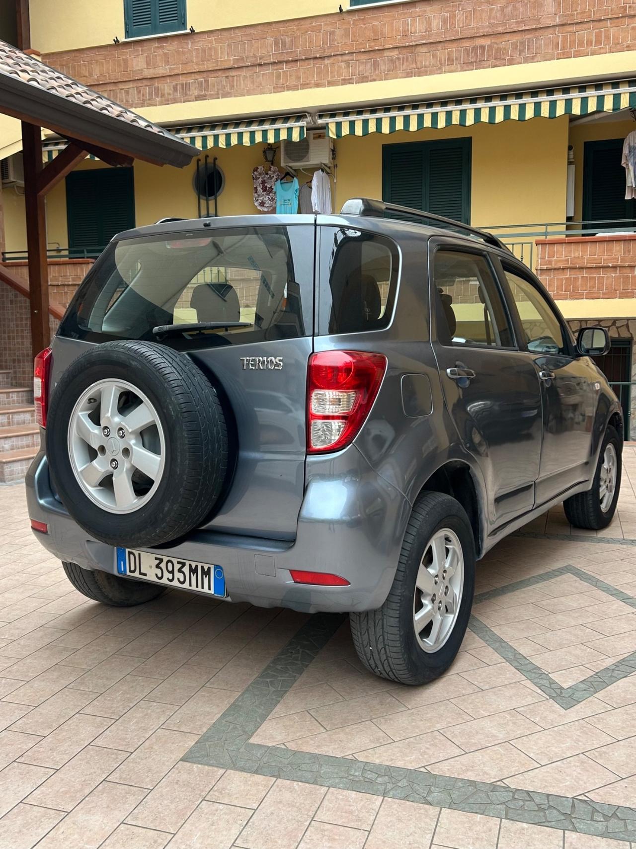 Daihatsu Terios 1.5 4WD SX O/F Green Powered
