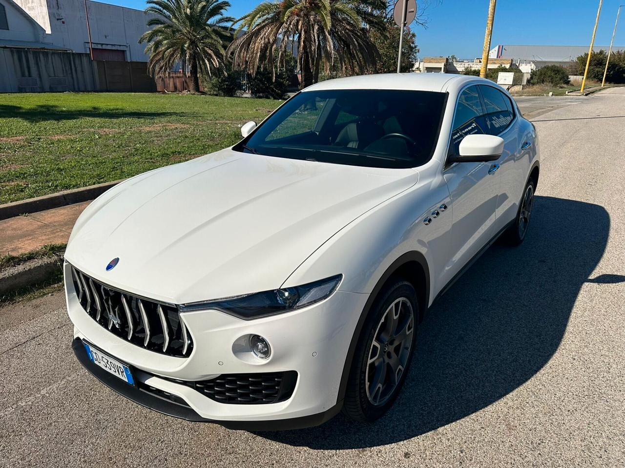 Maserati Levante V6 Diesel AWD Gransport !!!