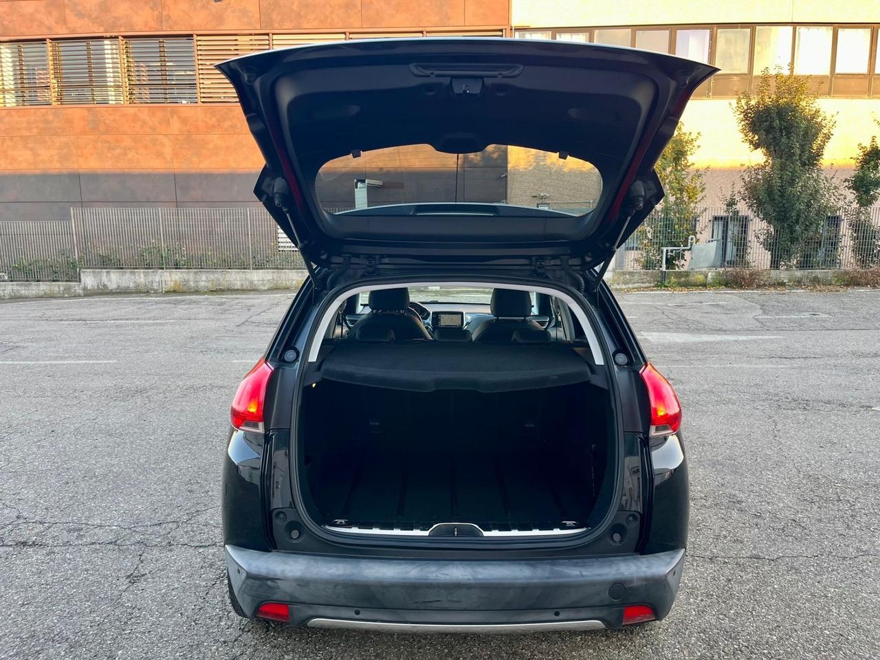 Peugeot 2008 1.6 e-HDi 2014 141.000km perfetta