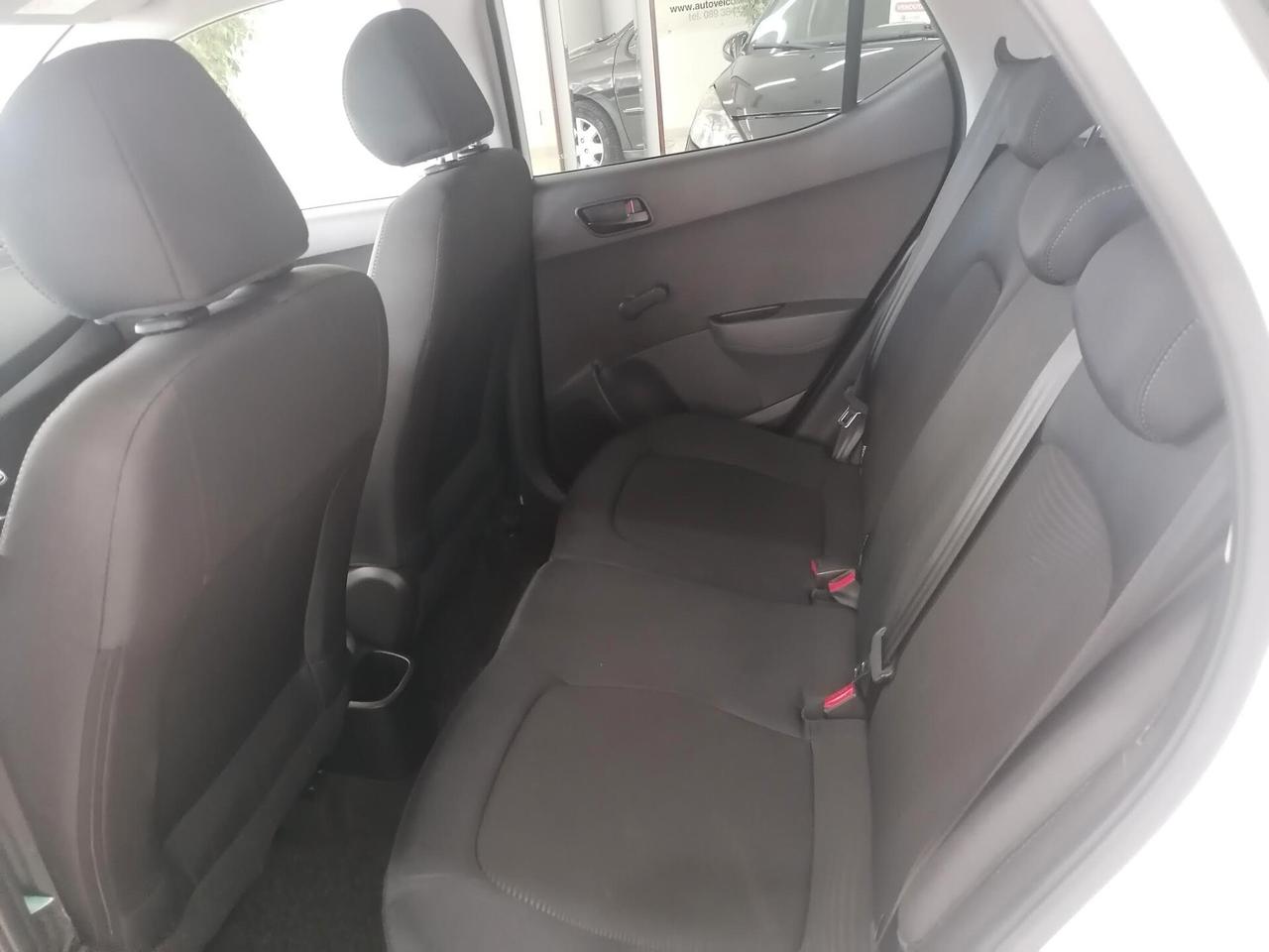 Hyundai i10 1.0 MPI GPL - Neopatentati Ok