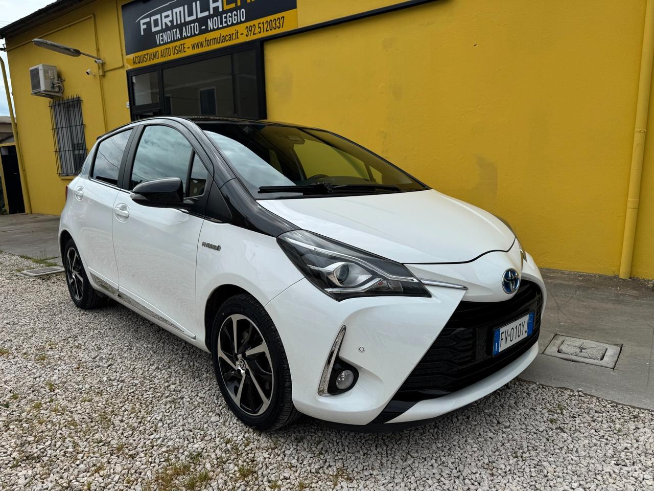 TOYOTA YARIS 2019 FULL OPTIONAL TETTO GARANZIA 2034 CASA MADRE