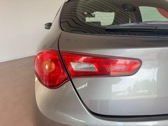 ALFA ROMEO Giulietta 1.6 JTDm-2 105 CV Distinctive