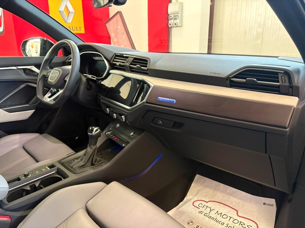 Audi Q3 SPB 40 TDI quattro Identity Black S line Edition