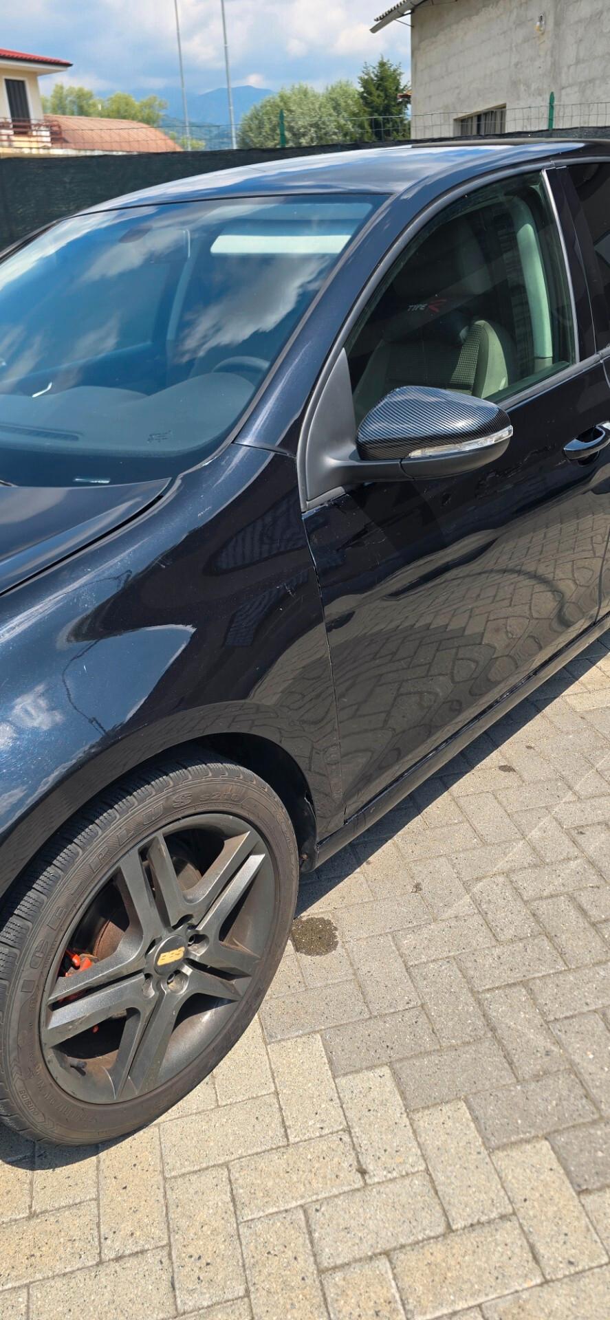 Volkswagen Golf 2.0 TDI 110CV