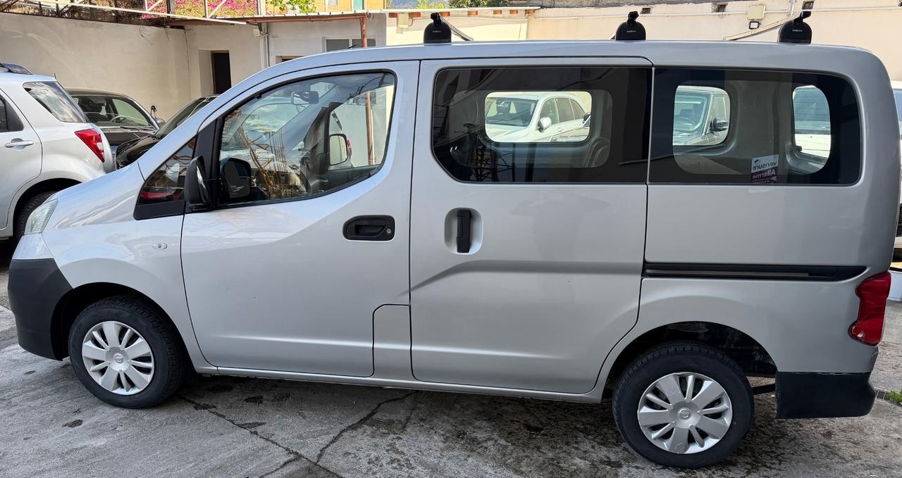Nissan Nv 200 autocarro n1 5 posti