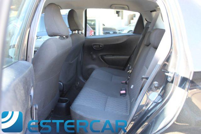 TOYOTA Yaris 1.0 5 porte Active