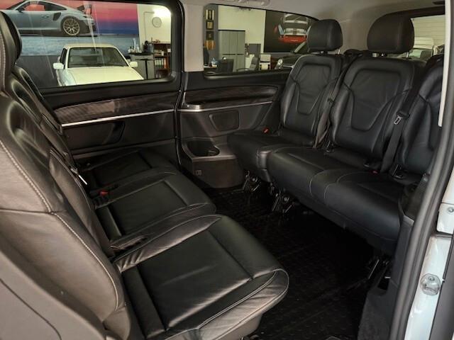 Mercedes-benz V 300 d Automatic Premium Extralong