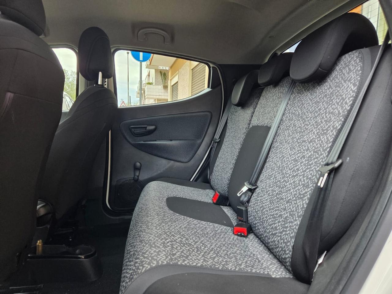 LANCIA YPSILON 1.2 69CV 5 PORTE GPL ELEFANTINO BLU