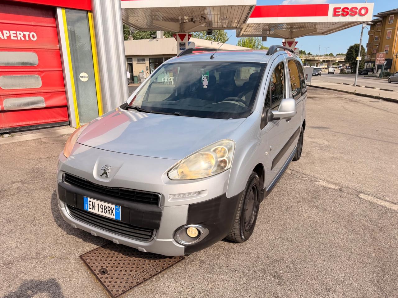 Peugeot Partner Tepee 1.6HDI NEOPATENTATI 5posti euro5