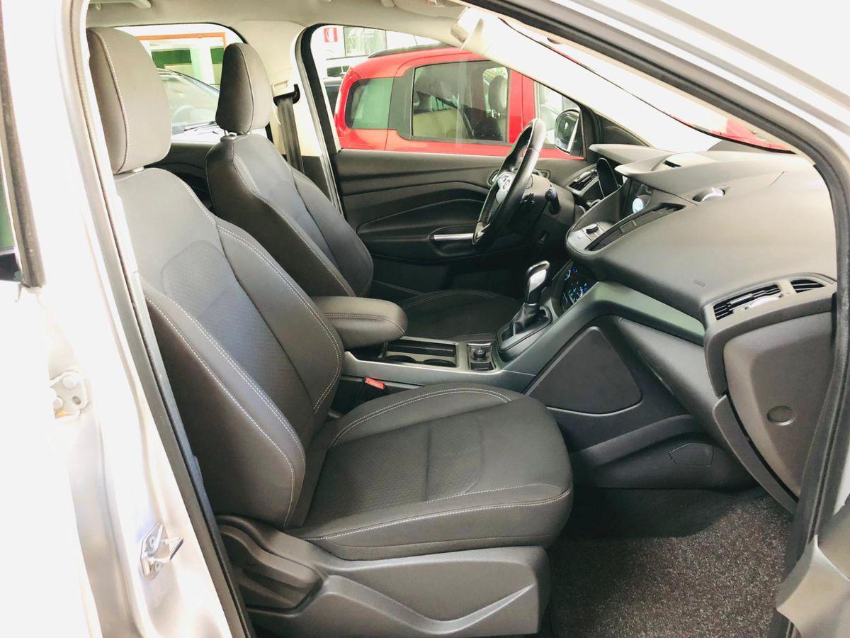 Ford Kuga 1.5 Tdci 120cv S&S 2WD Autom. Busuness