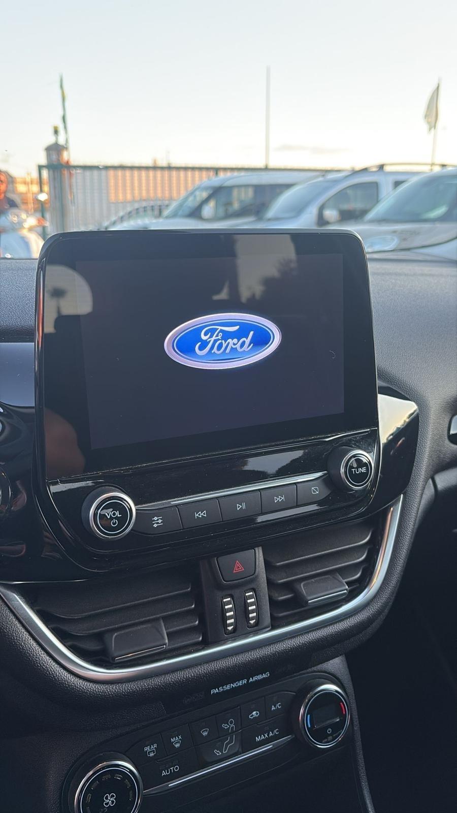 Ford Fiesta 1.1 75 CV GPL 5 porte Titanium