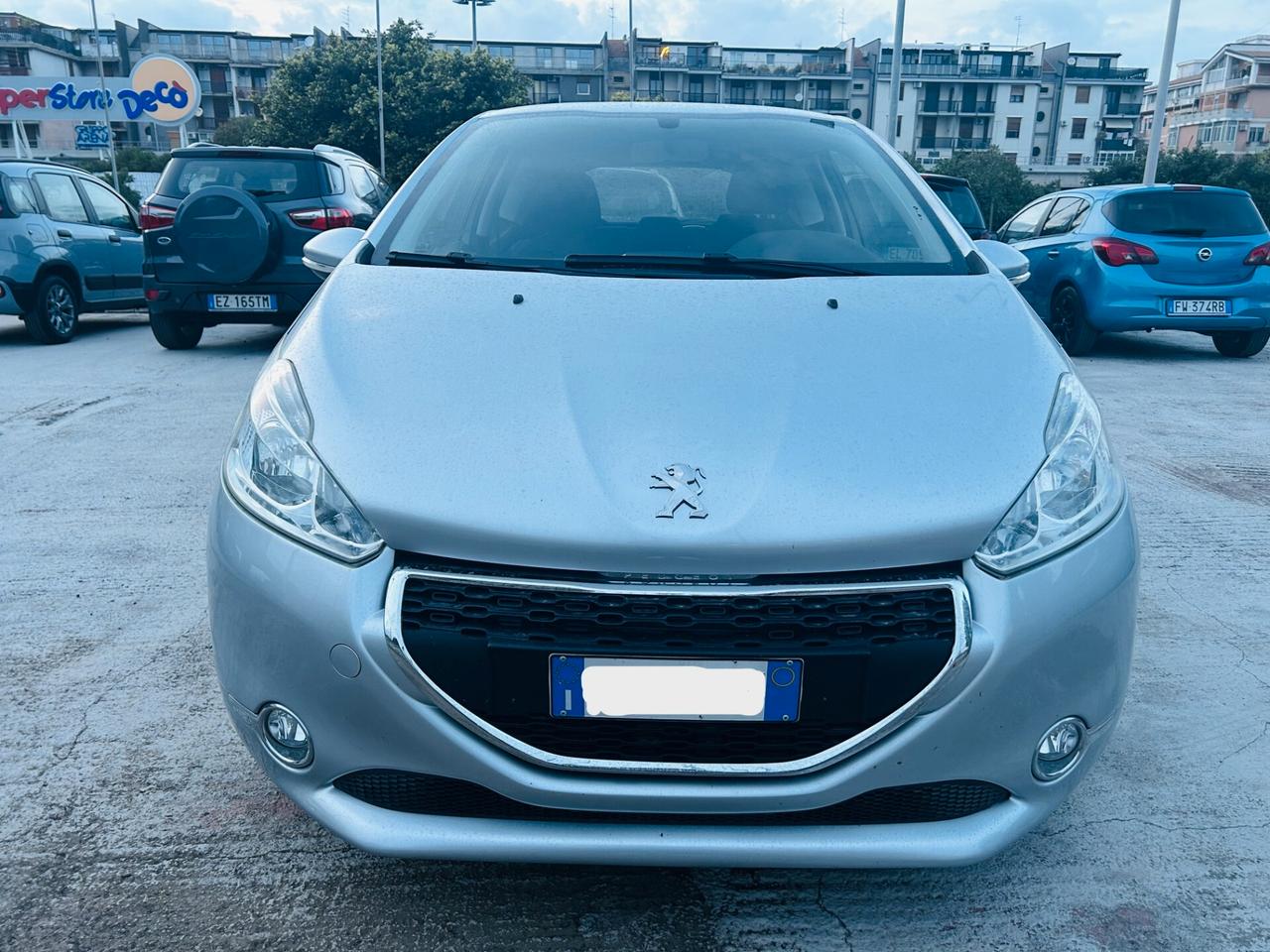 Peugeot 208 1.2 VTi 82 CV 3 porte Allure