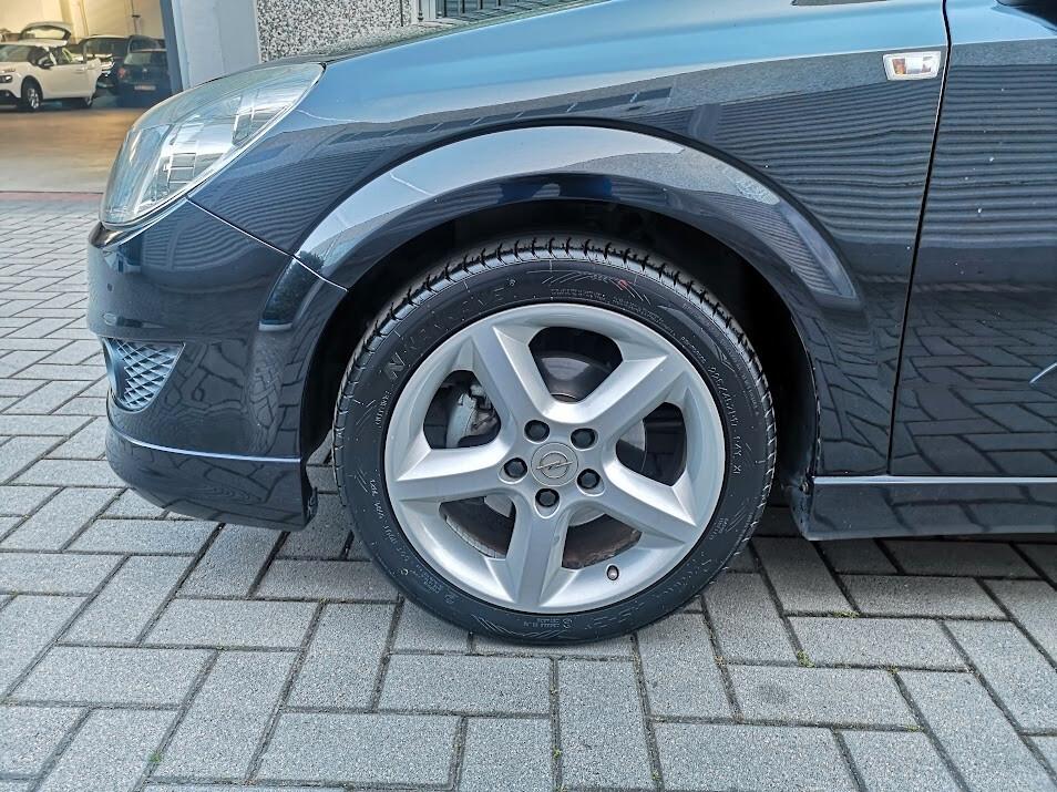 Opel Astra 1.7 CDTI 110CV Station Wagon Cosmo