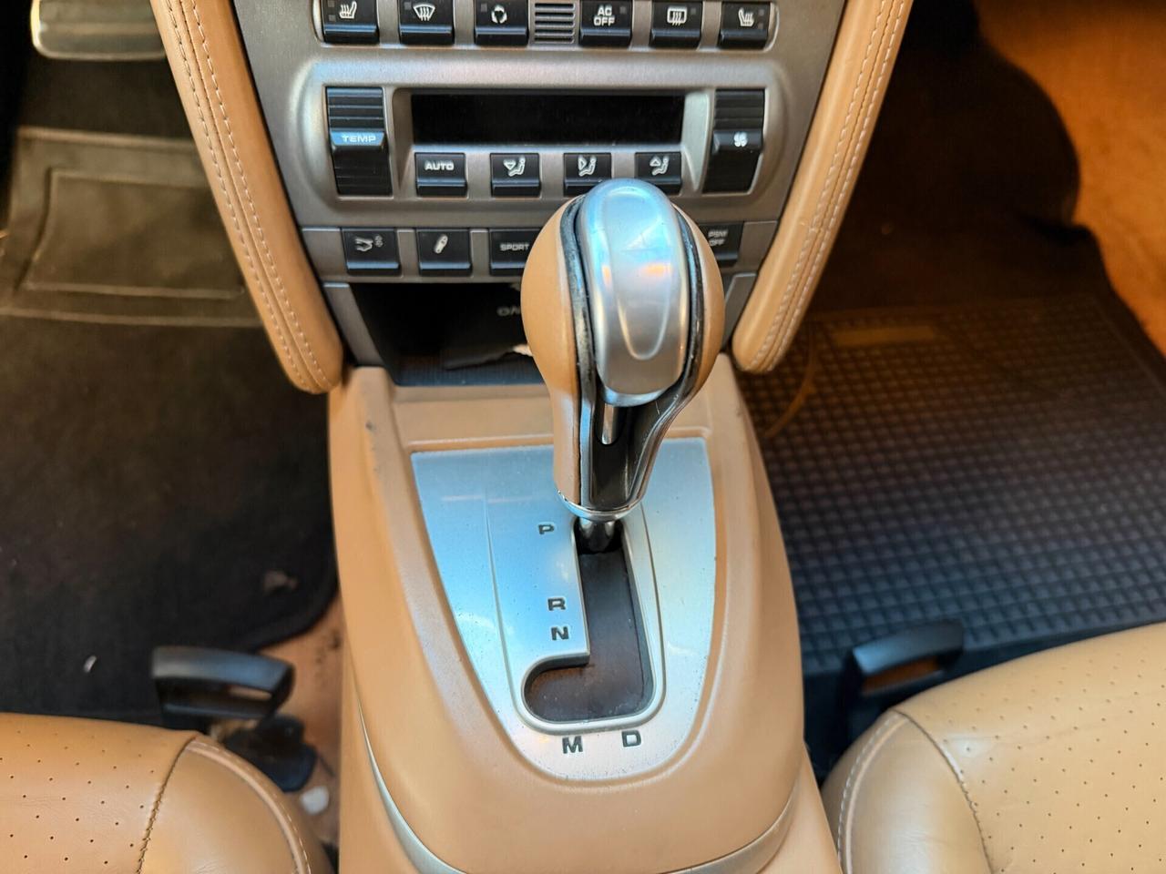 Porsche 911 Carrera 4S Cabriolet