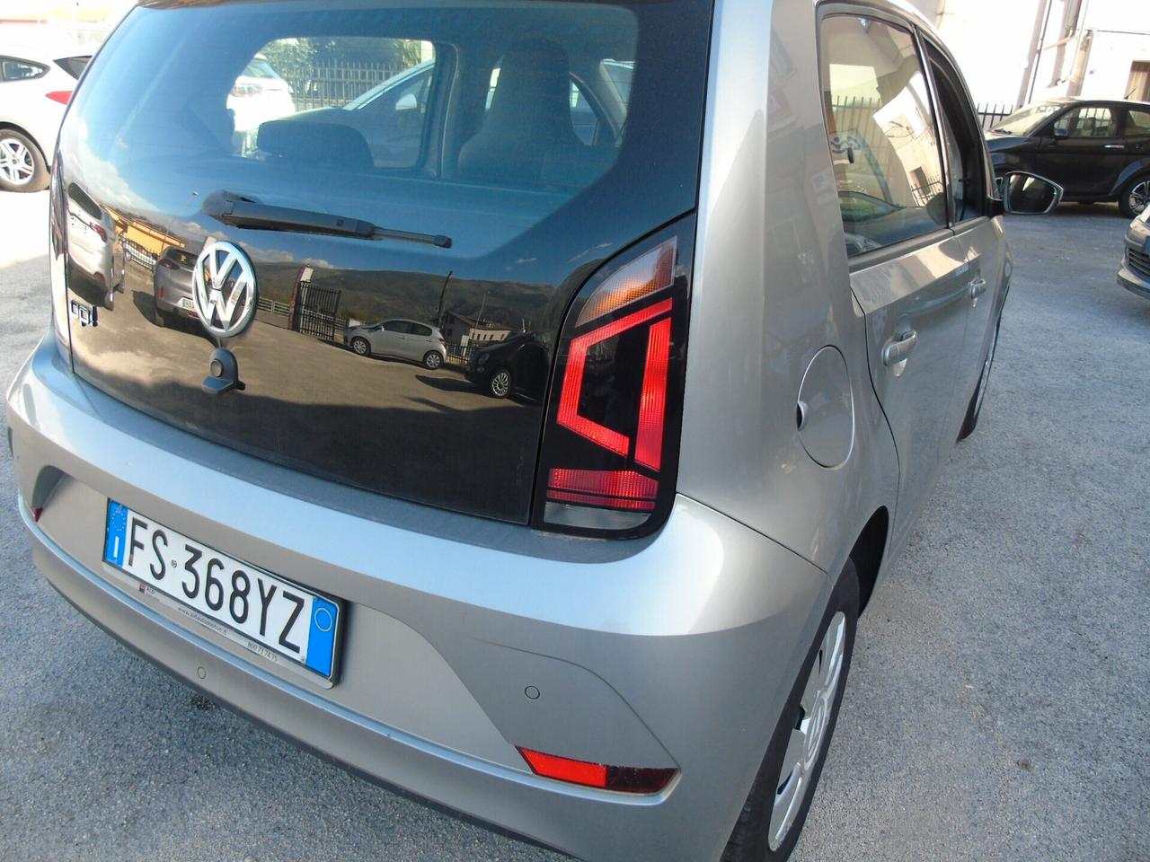 Volkswagen UP! 1.0 5p (SOLO 34000 Km) OK Neopatentati