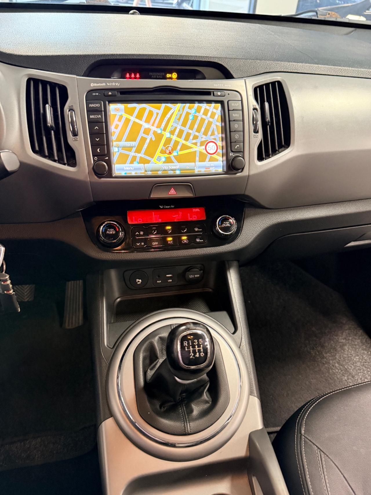 Kia Sportage 1.7 CRDI VGT 2WD high tech