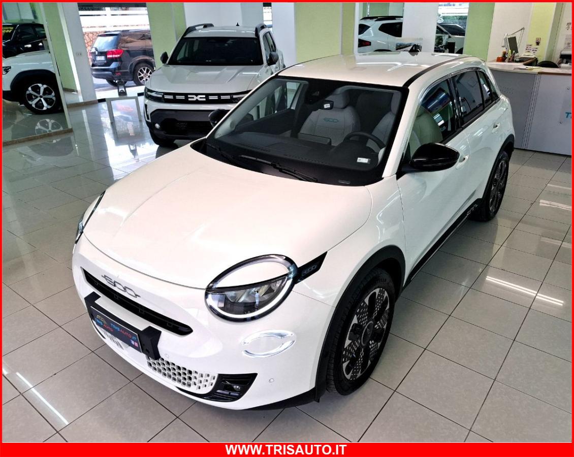 FIAT 600 1.2 T-GEN3 MHEV DCT La Prima NEOPATENTATI (FULL LED+PELLE+NAVI)