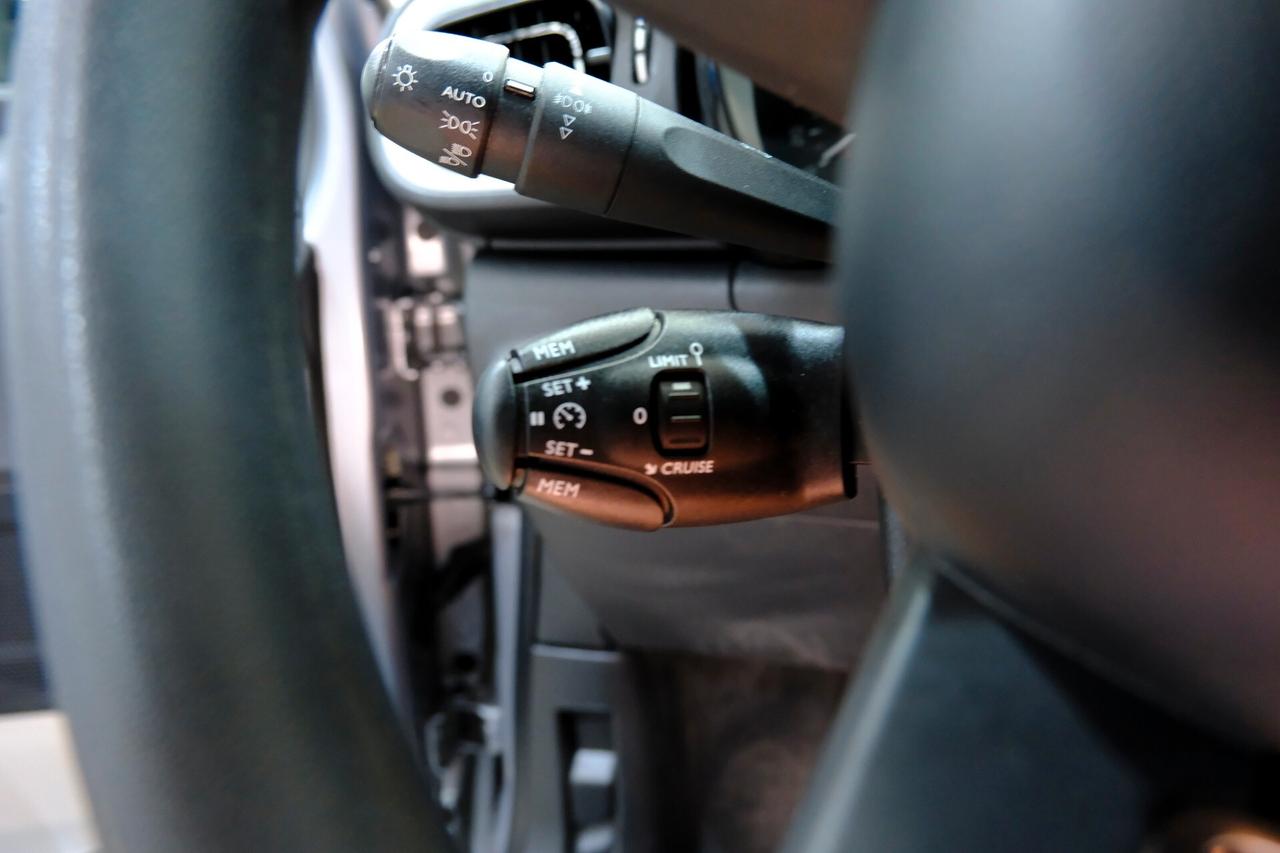 Citroen C3 1.2 83 cv SHINE Full LED