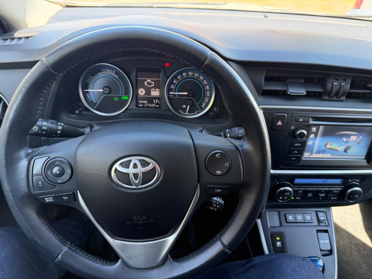 Toyota Auris Touring Sports 1.8 Hybrid Lounge
