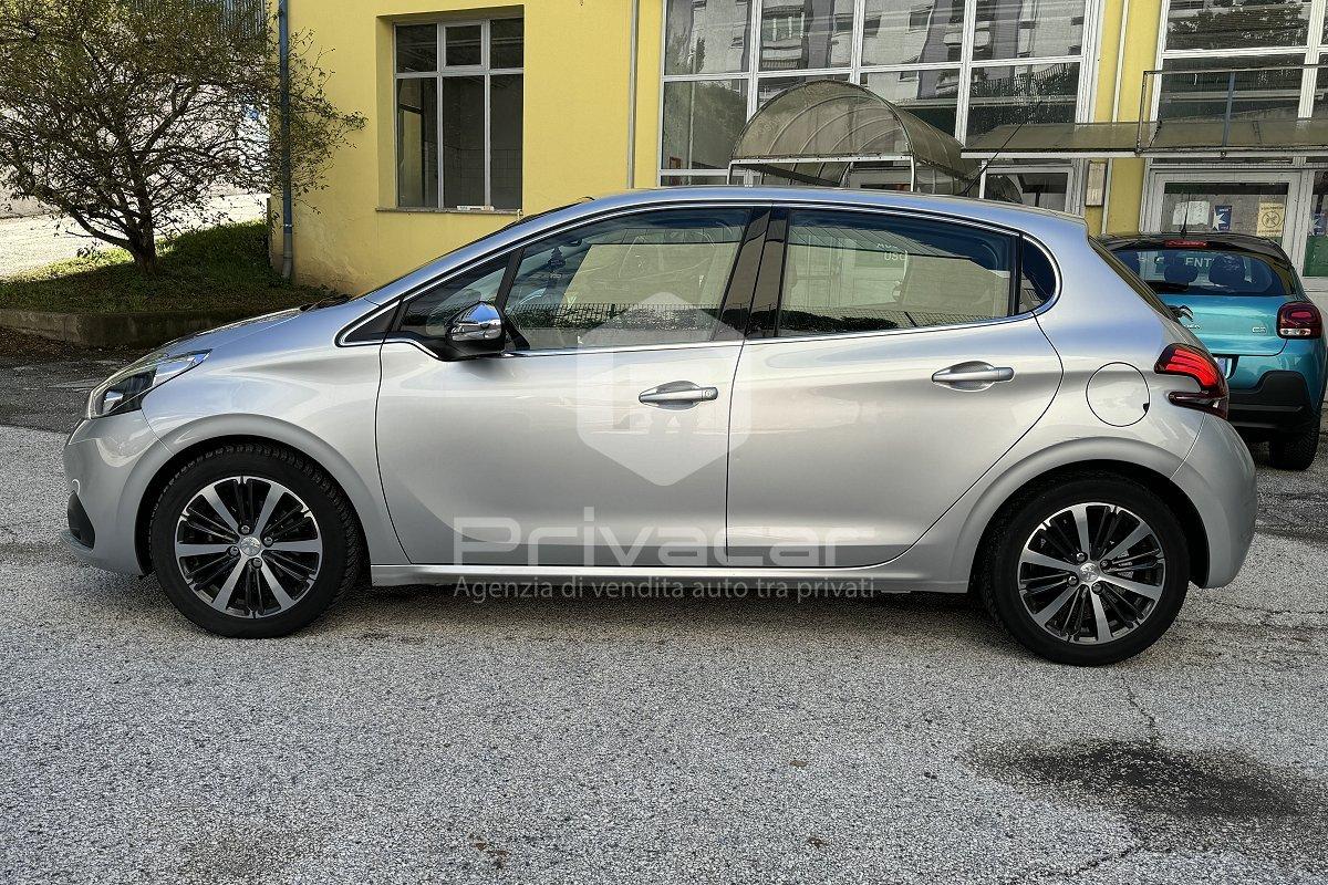 PEUGEOT 208 PureTech 82 5 porte Allure