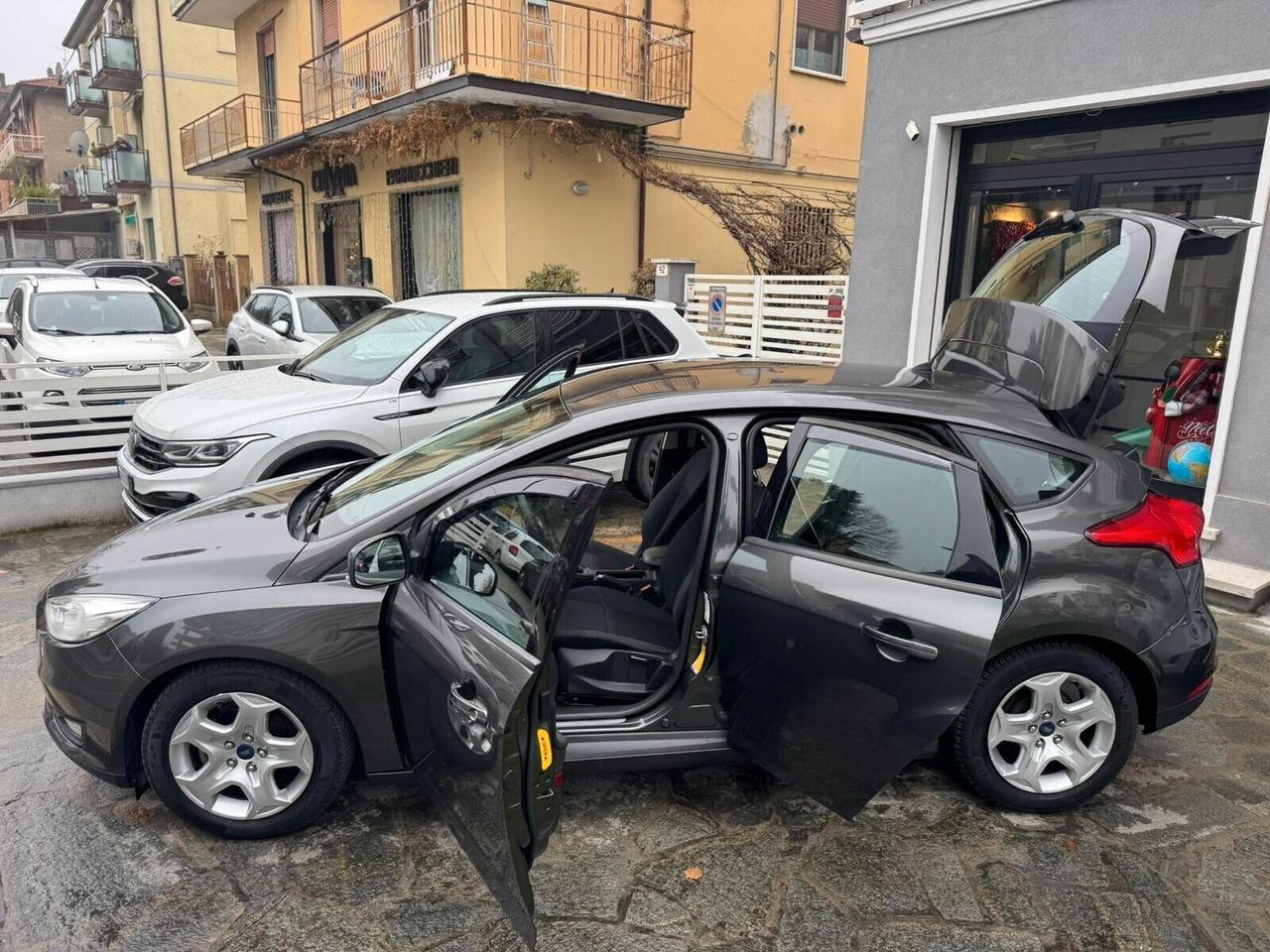 FORD FOCUS 1.5 TDCi 95cv TITANIUM NEOPAT