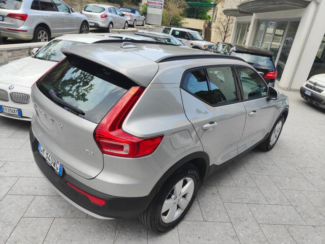 VOLVO XC40 T2 Essential