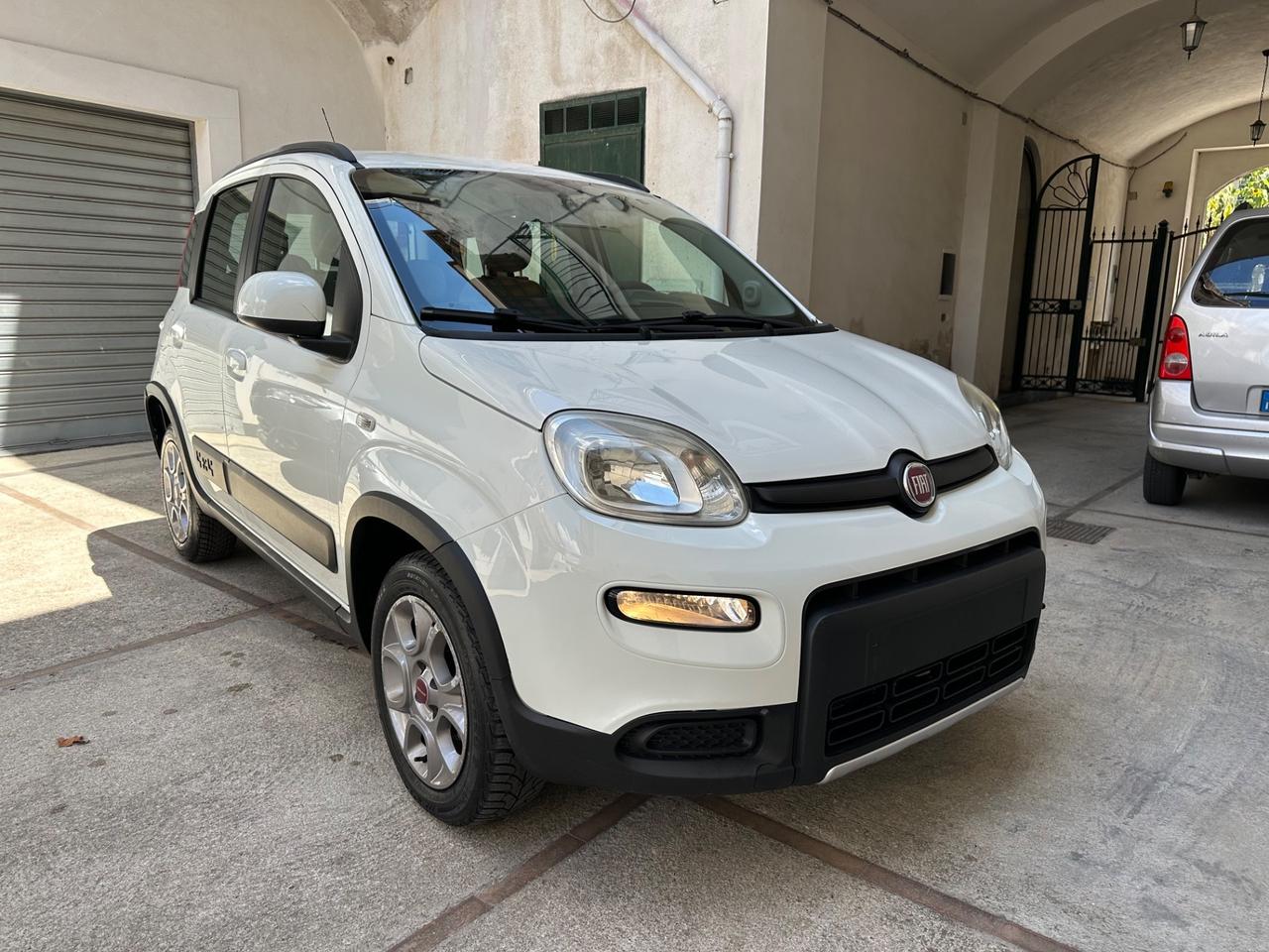 Fiat Panda 1.3 MJT 16V DPF 4x4 Climbing