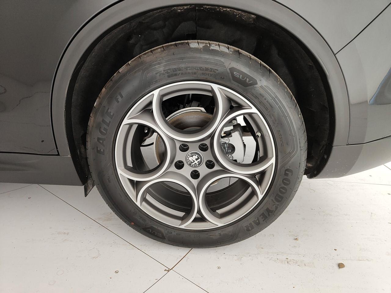 Alfa Romeo Stelvio 2.2 Turbodiesel 210 CV AT8 Q4 Sprint
