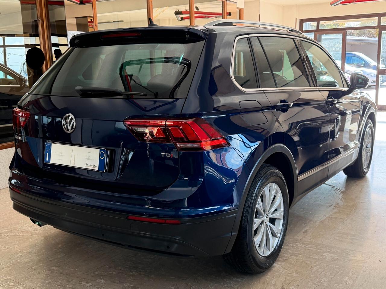 Volkswagen Tiguan 1.6 TDI 115 cv. BUSINESS (Nav)