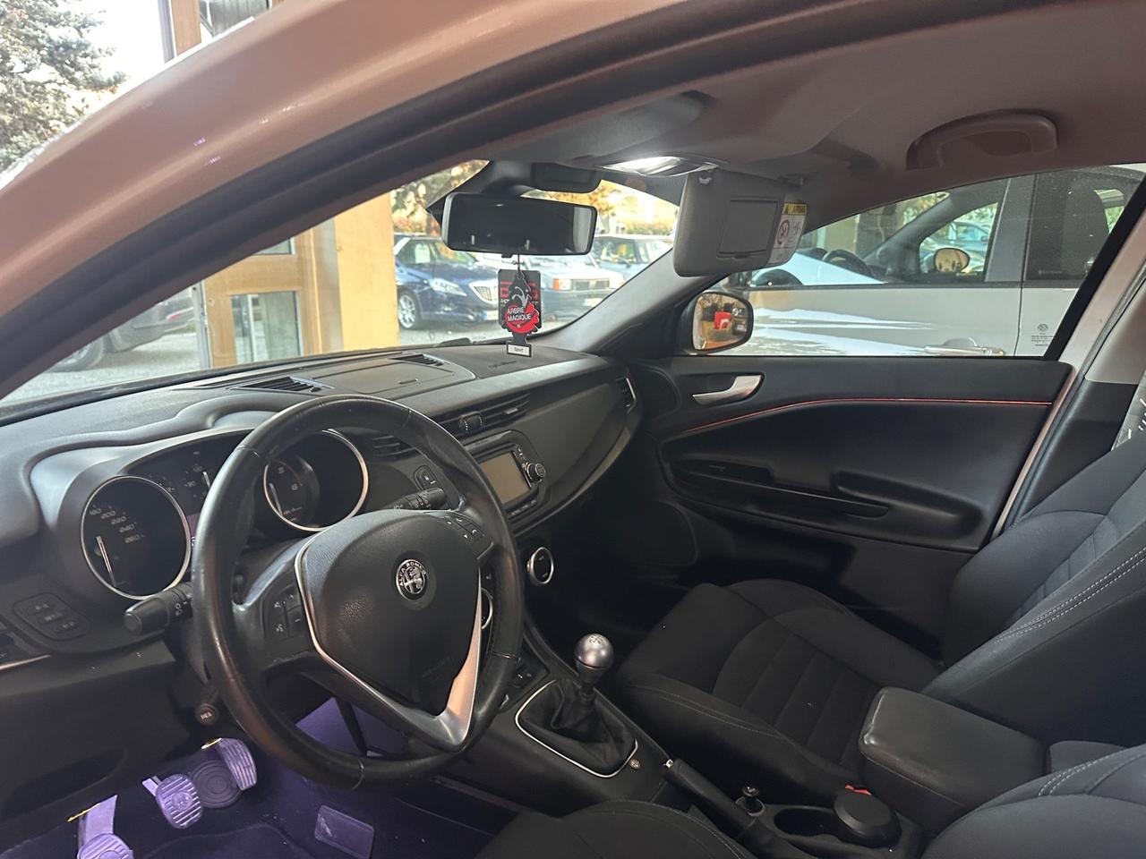 Alfa Romeo Giulietta 1.6 JTDm 120 CV