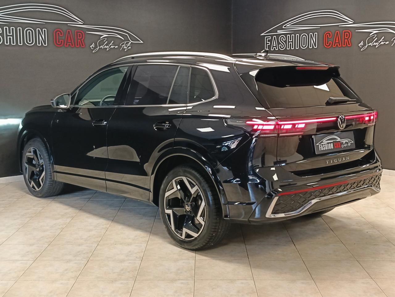 Volkswagen Tiguan 2.0 TDI 150 CV DSG R-Line